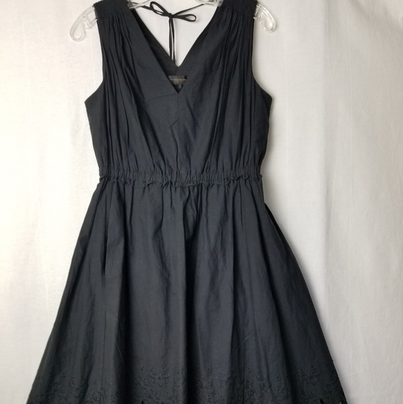 Donna Karan Black Cotton Embroidered Eyelet Hem Sleeveless A-line Dress Size 2 - Picture 3 of 16